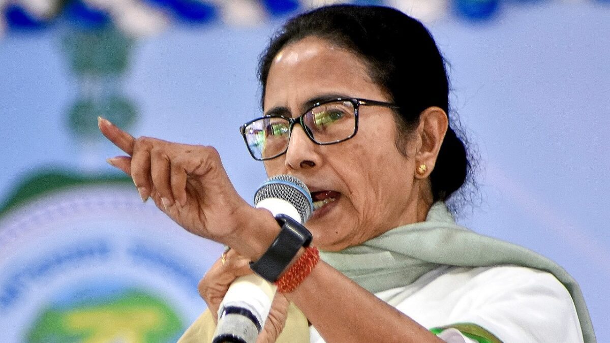 ನಾನು ರಾಜೀನಾಮೆ ಕೊಡುವುದೇ ಇಲ್ಲ: ಮಮತಾ ಬ್ಯಾನರ್ಜಿ ಸ್ಪಷ್ಟನೆ